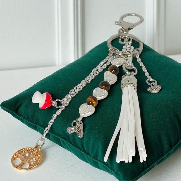 Hand Crafted Accessories - Bag Charm Purse Accessory Nature Charms Tiger Eye Beads White Pearl Hearts 2000s